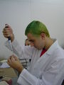 Rodrigo Green Hair pipetando.JPG